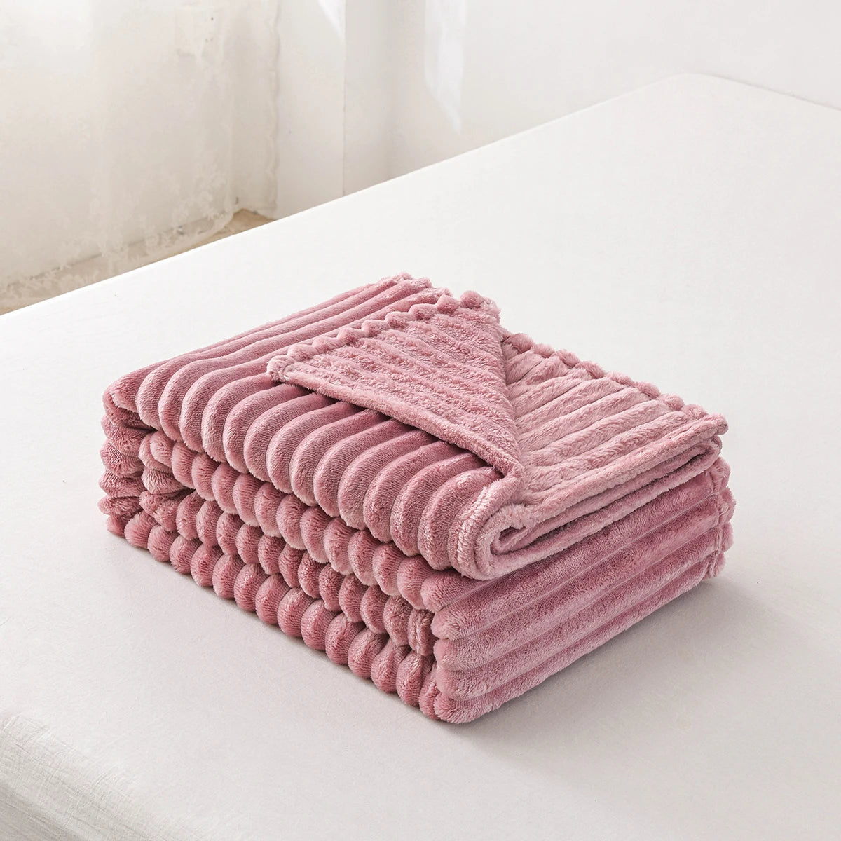 1Pc Solid Color Flannel Blanket Soft Warm Throw Blankets for Couch Sofa Office Bed Camping Travel Multi-Purpose Gift Blanket